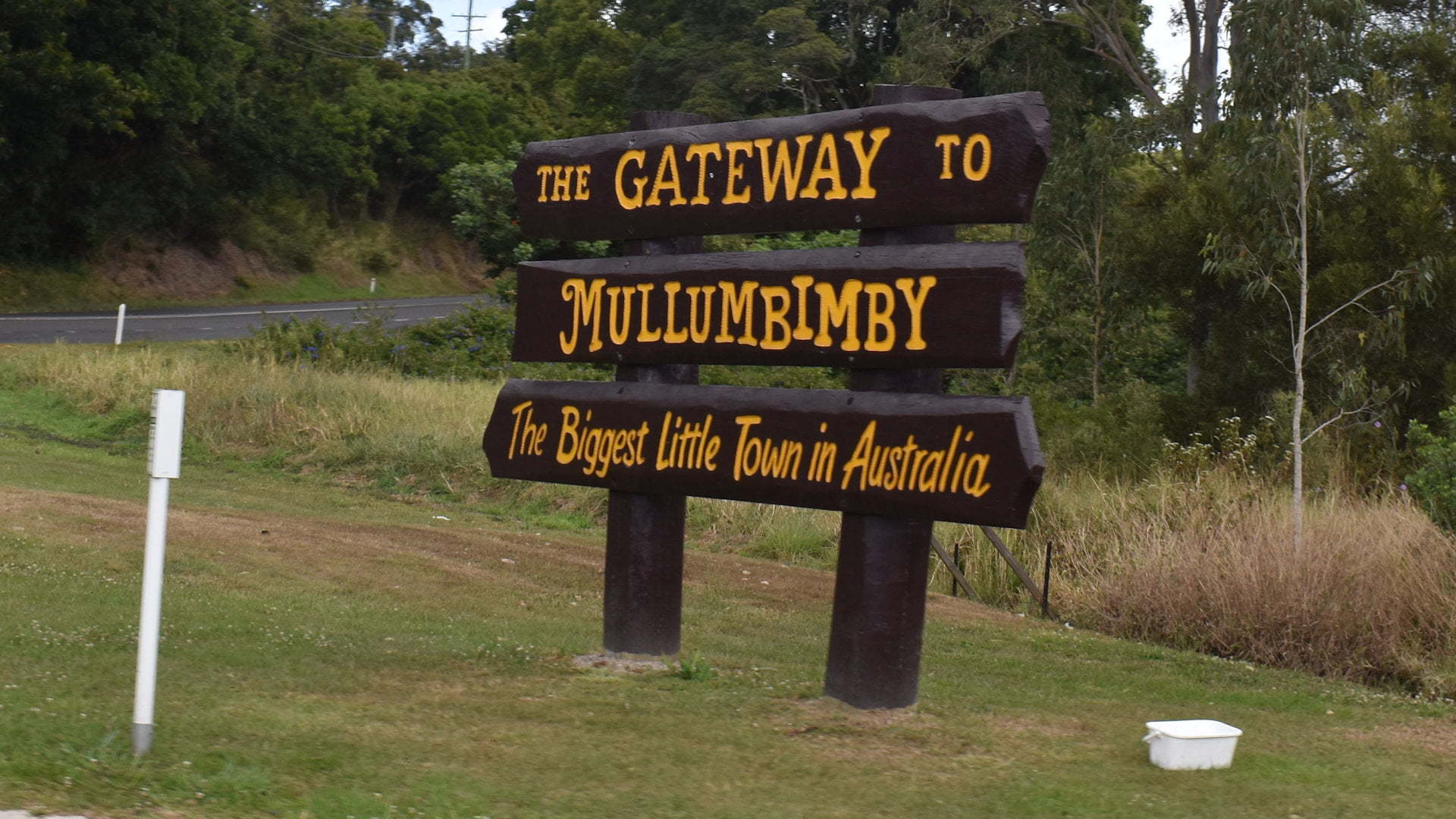 The Gateway to Mullumbimby - The Biggest Little Town in Australia