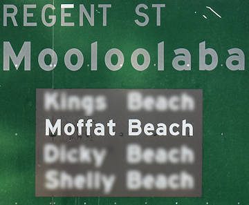 Brown sign for Moffat Beach