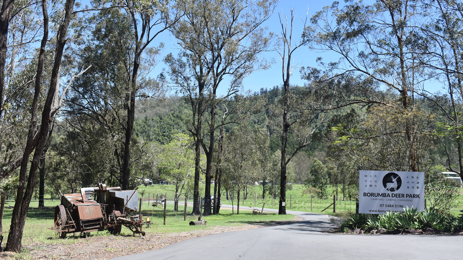 Entrance to Borumba Deer Park near Imbil in Queensland