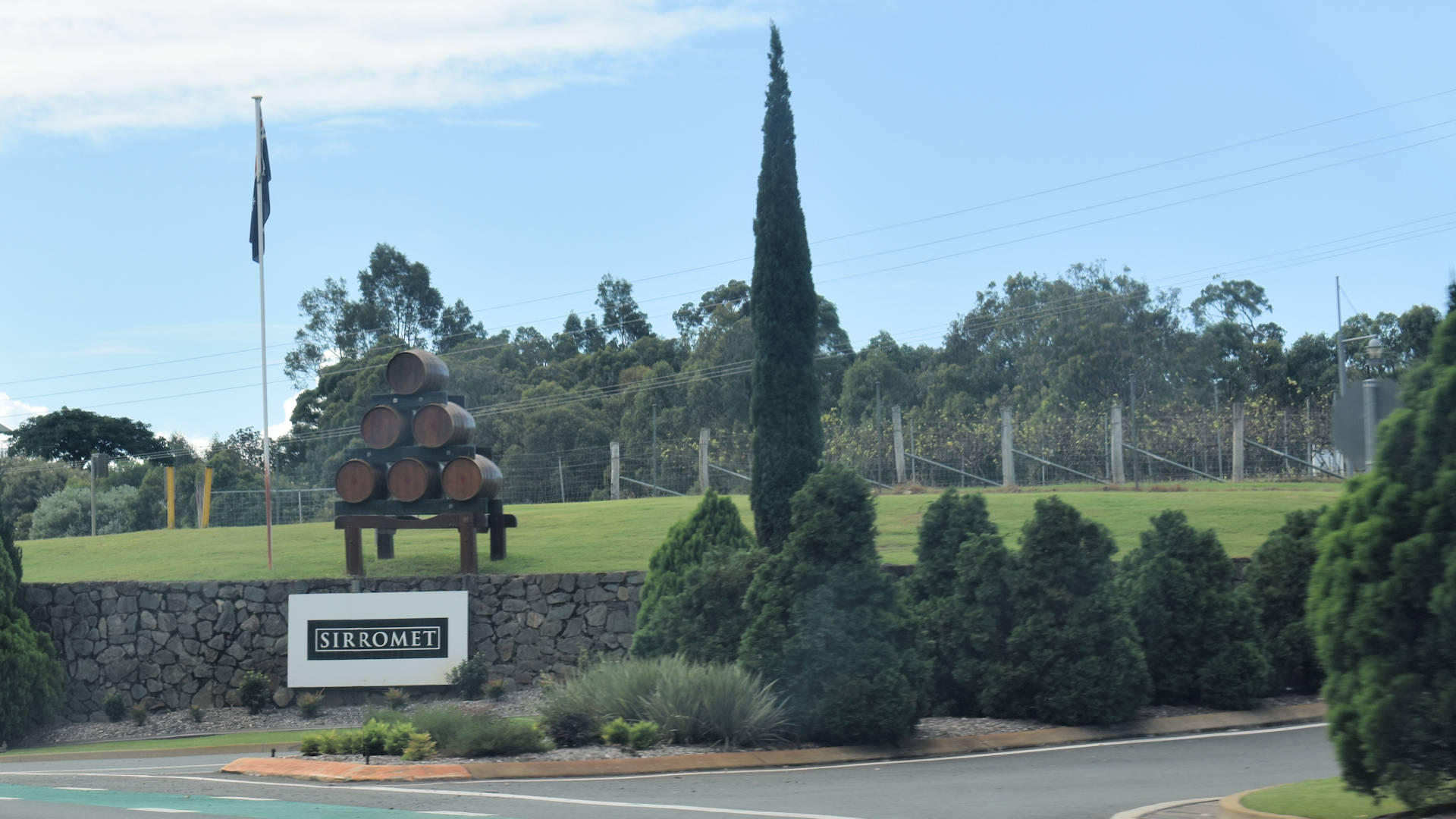 Entrance to Sirromet Winery