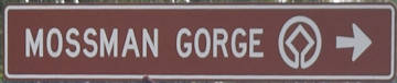 Brown sign for Mossman Gorge