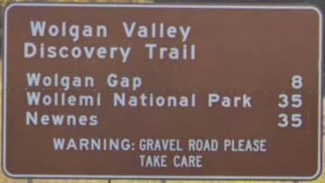Brown sign for Wolgan Valley Discovery Trail, Wolgan Gap, Wollemi National Park, Newnes