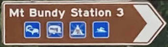 Brown sign for Mt Bundy Station